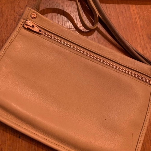 💥💯Authentic Alexander Wang Prism Genuine Leather Cream Tan Tote Bag Handbag💥 - Picture 6 of 9